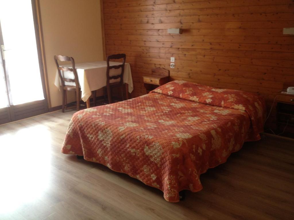 Hotel Notre Dame Des Neiges Ла-Фекла Номер фото